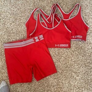 Under armour sports bras and spandex set